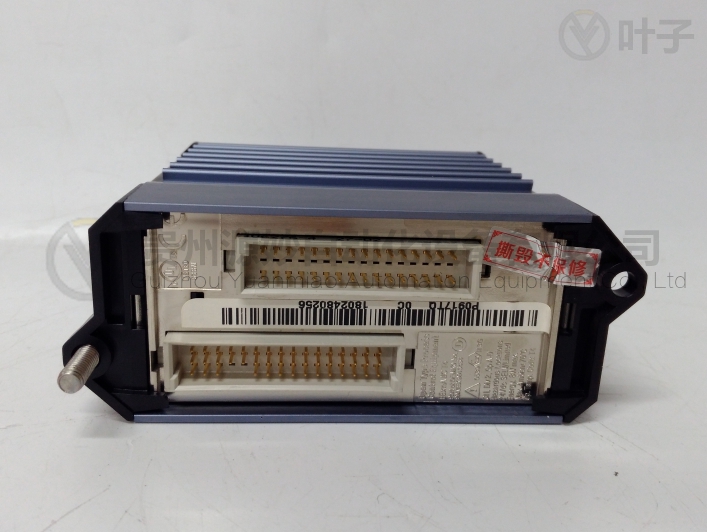 福克斯波羅 FBM215 P0917TQ.jpg